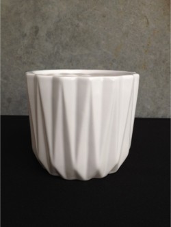 Vase Geometric White