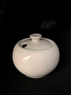 Coupe Sugar Bowl with Lid