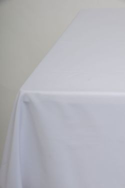 XXL White Visa Banquet Cloth 3.9m X 2.8m