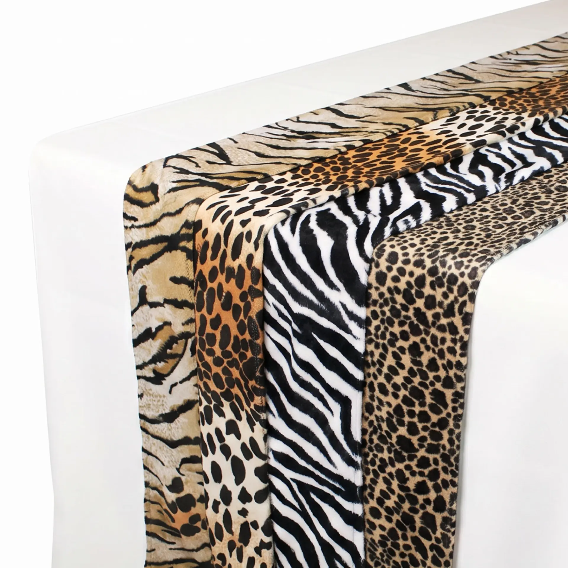 Insphire_NZ_Hire-Table Runner Animal Design